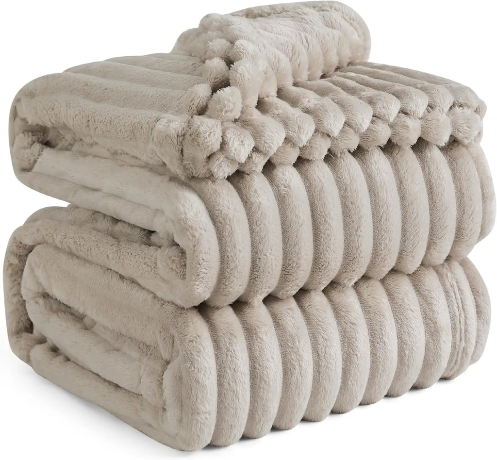 Larger Size 270*230 CM(108*92 Inch)Fleece 3S Quick Warm Blanket For Couch - Super Soft Cozy Blankets For Women, All Season Self Warm Blanket